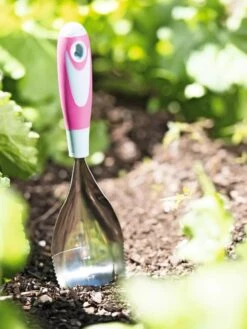 Dirty Little Digger™ -Garden Care Tools Sales 8594982 9961 tif